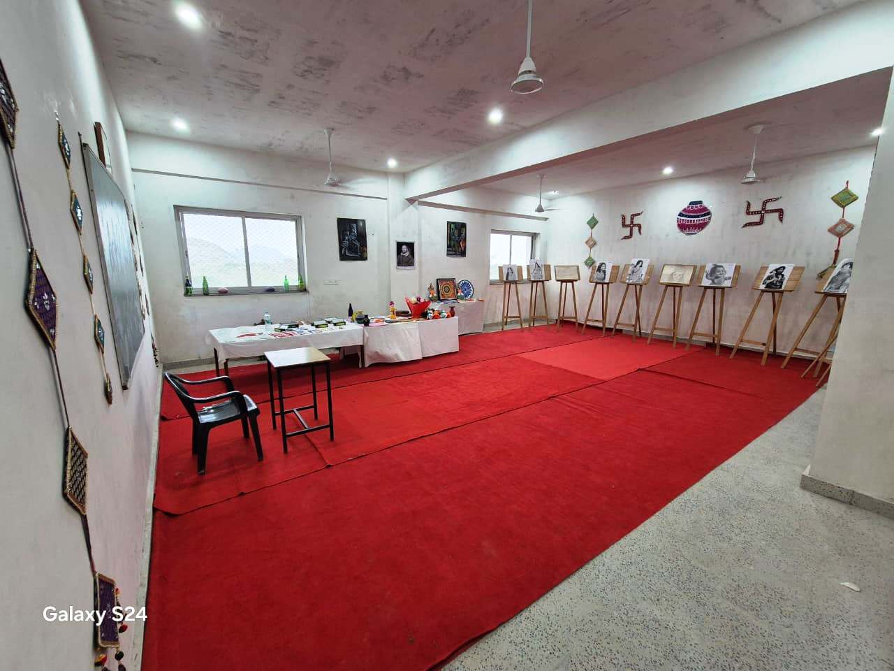Art & Craft Resource Centre (1)